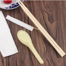 外卖打包:塑料三合一餐包 可靠吗