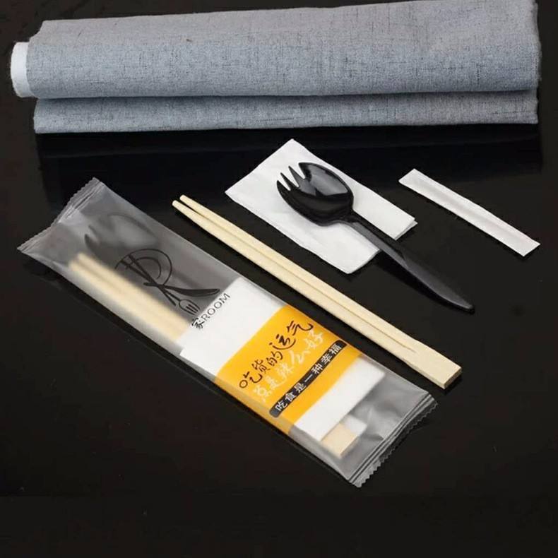 一次性餐具包